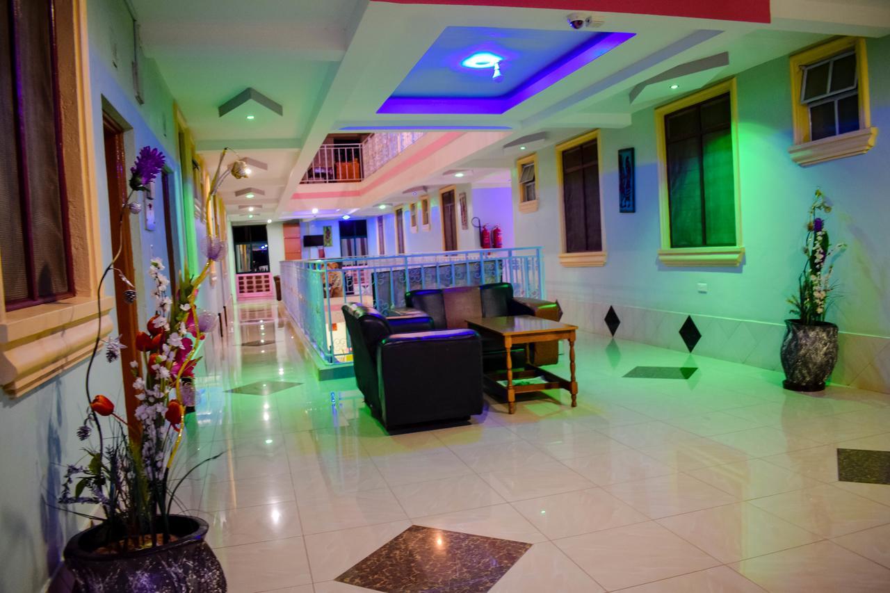 The Joy Hotel Voi Exterior foto